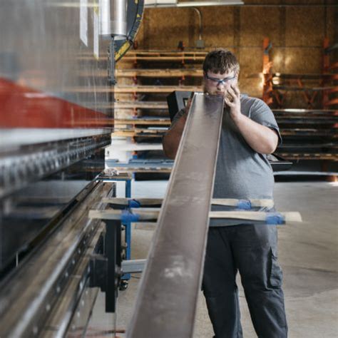 sheet metal fabrication shops in mcminnville oregon|Solid Form .